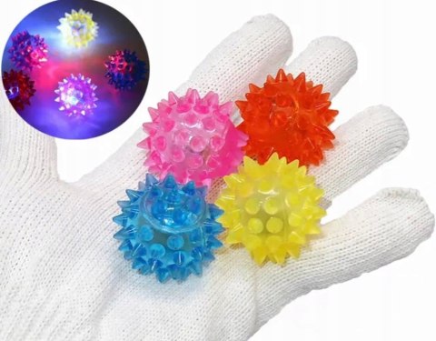 Piłeczka dla psa małego pieska JEŻYK świecąca sensoryczna LED 3,8 cm Piłeczka dla psa małego pieska JEŻYK świecąca sensoryczna LED 3,8 cm